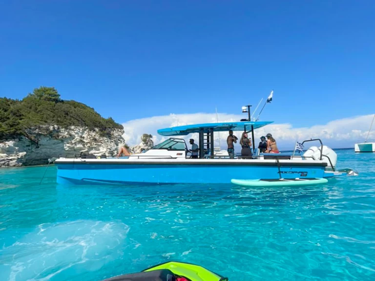 Huur een Axopar Axopar 37 Sun-Top in Gouviá