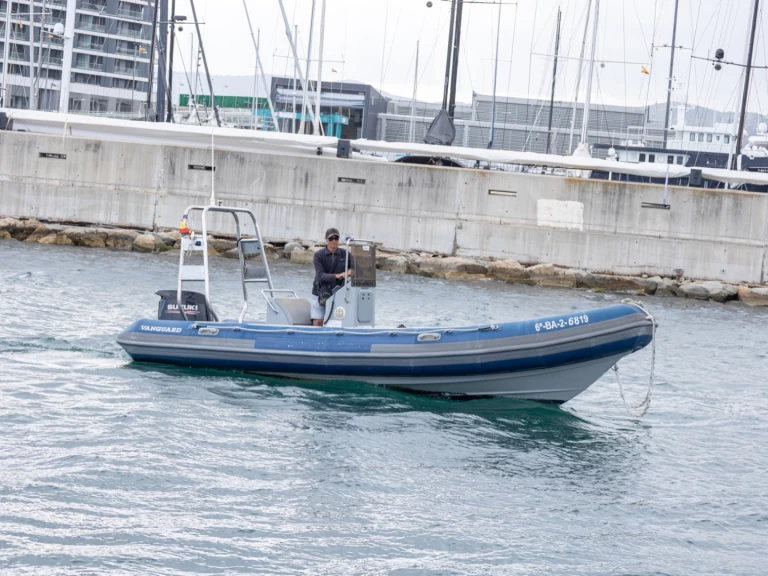RIB te huur in Badalona voor de beste prijs