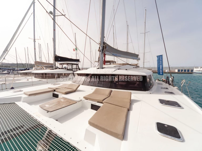 Huur Catamaran met of zonder schipper Fountaine Pajot in Capo d'Orlando