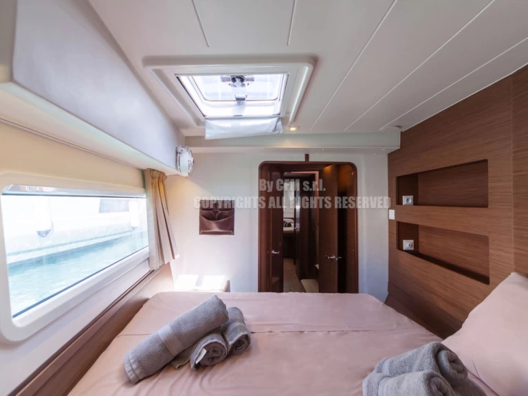 Catamaran te huur in Capo d'Orlando voor de beste prijs