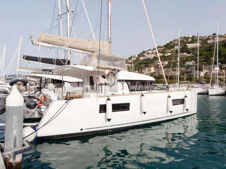 Lagoon Lagoon 40 te huur van particulier of professional in Capo d'Orlando