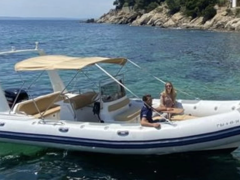 Valiant DR 750 te huur van particulier of professional in Empuriabrava