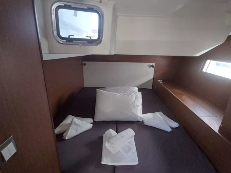 Verhuur Zeilboot Bénéteau met vaarbewijs