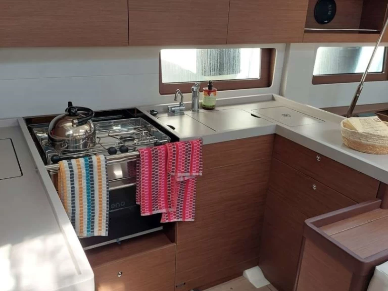 Bootverhuur Gouviá goedkoop Oceanis 51.1