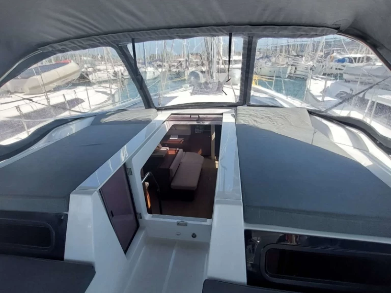 Verhuur Zeilboot in Gouviá - Bénéteau Oceanis 51.1