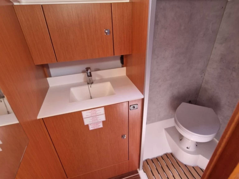Bavaria Bavaria C42 te huur van particulier of professional in Préveza