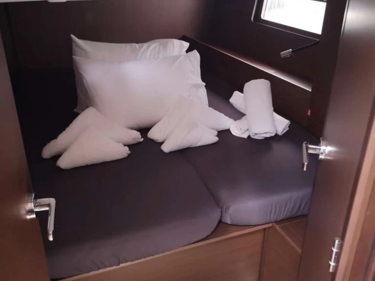 Verhuur Zeilboot Bénéteau met vaarbewijs