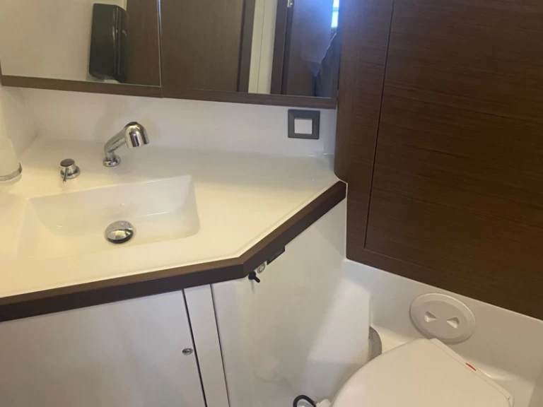 Jachthuur in Gouviá - Bénéteau Oceanis 46.1 via SamBoat