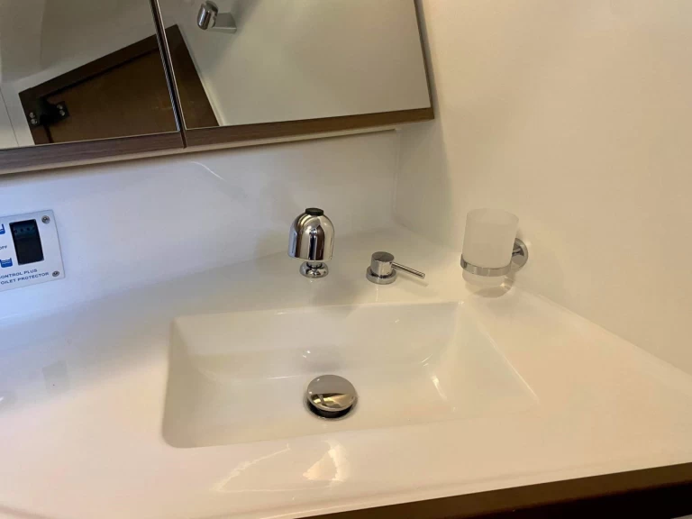 Bénéteau Oceanis 46.1 te huur van particulier of professional in Gouviá