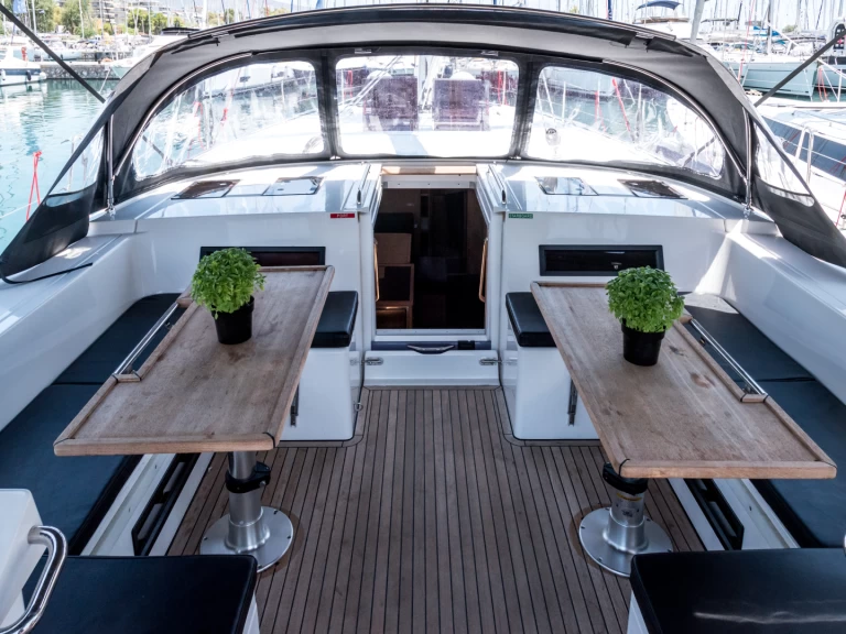 Huur Zeilboot met of zonder schipper Bavaria in Lefkáda