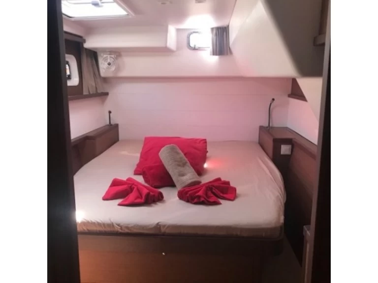 Bootverhuur Sant Antoni de Portmany goedkoop Lagoon 450 F