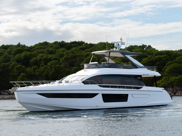 Verhuur Jacht Azimut met vaarbewijs