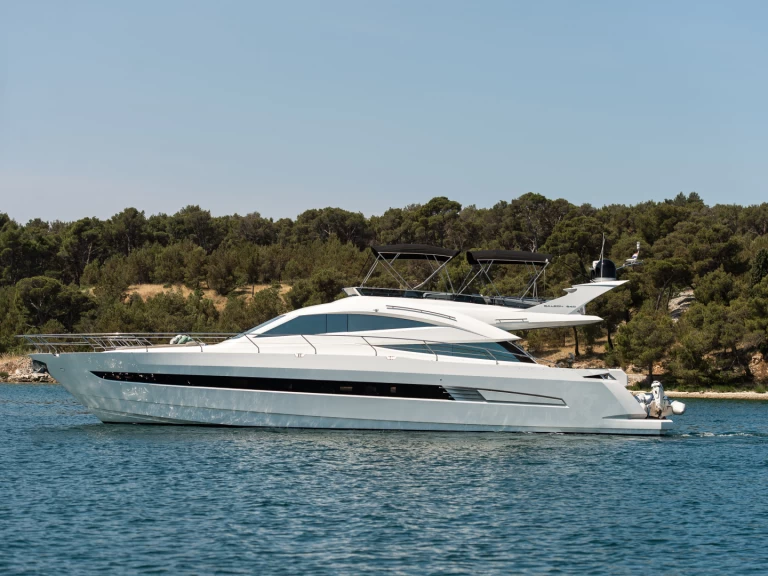 Bootverhuur Šibenik goedkoop Galeon 640 Fly