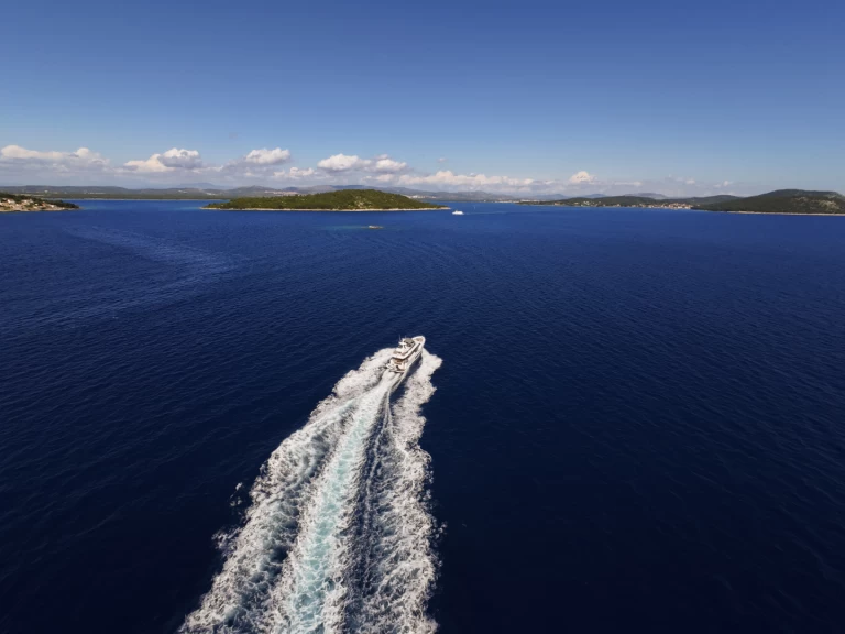 Azimut Azimut Magellano 60 te huur van particulier of professional in Šibenik