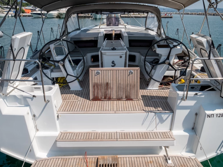 Verhuur Zeilboot in Lefkáda - Bénéteau Oceanis 51.1