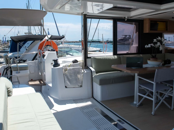 Verhuur Catamaran Bali met vaarbewijs