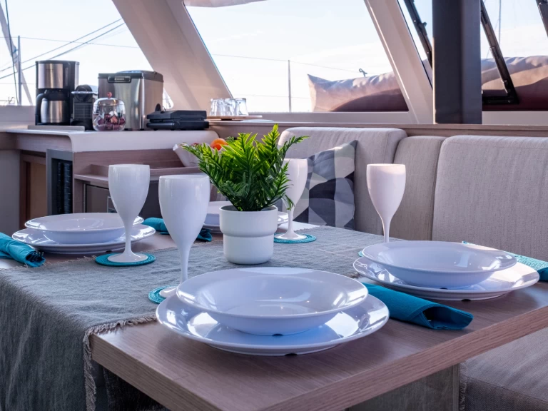 Jachthuur in Lefkáda - Fountaine Pajot Isla 40 via SamBoat