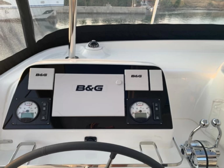 Huur een Lagoon Lagoon 42 in Lefkáda