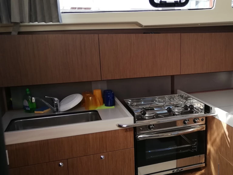 Verhuur Zeilboot Bénéteau met vaarbewijs