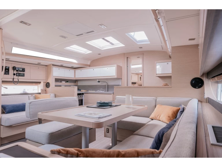 Huur een Dufour Dufour 470 in Furnari