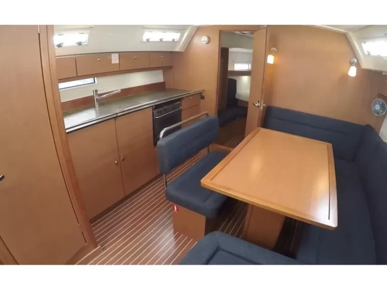 Huur Zeilboot met of zonder schipper Bavaria in Lefkáda