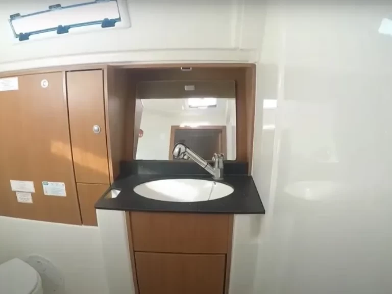 Verhuur Zeilboot Bavaria met vaarbewijs