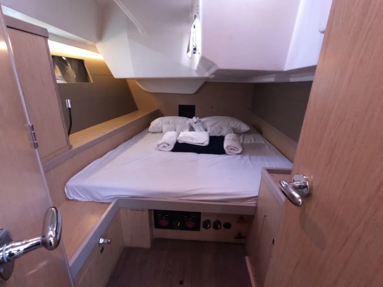 Verhuur Zeilboot Bénéteau met vaarbewijs