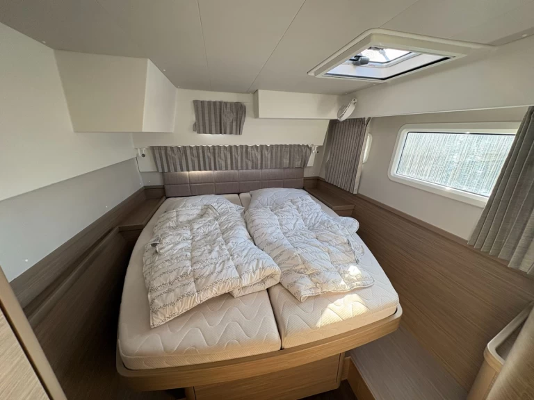 Verhuur Catamaran Lagoon met vaarbewijs