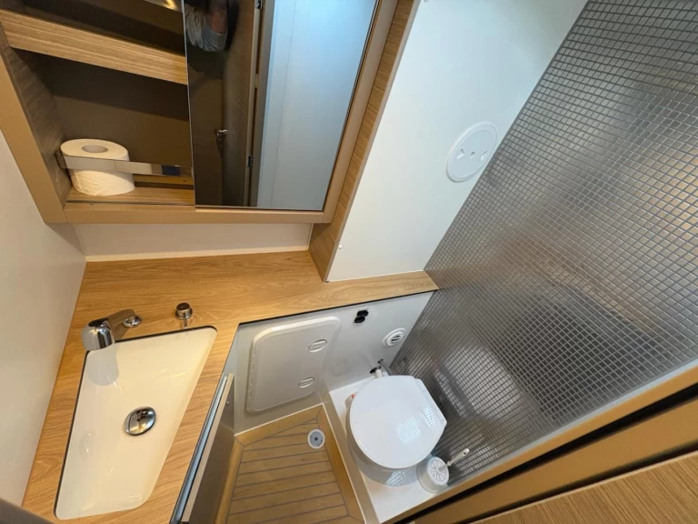 Bootverhuur Sukošan goedkoop Lagoon 42