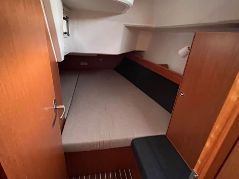 Verhuur Zeilboot in Sukošan - Bavaria Cruiser 37