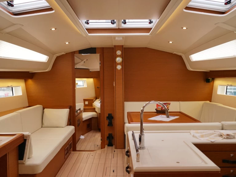 Verhuur Zeilboot Jeanneau met vaarbewijs