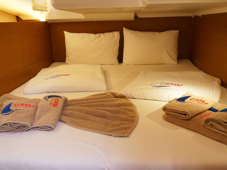 Bootverhuur Jeanneau Sun Odyssey 440 in Marmaris via SamBoat