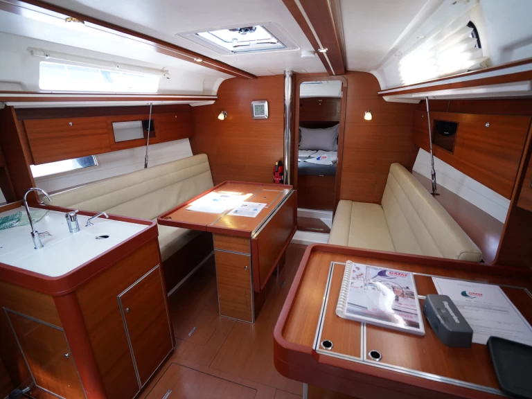 Bootverhuur Dufour Dufour 335 Grand Large in Marmaris via SamBoat