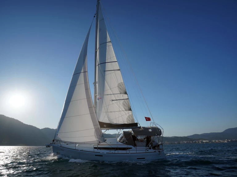Verhuur Zeilboot in Marmaris - Jeanneau Sun Odyssey 389