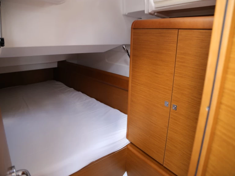 Verhuur Zeilboot Jeanneau met vaarbewijs