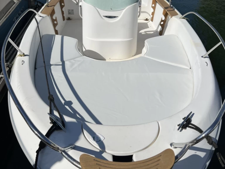 Huur een Sessa Marine Key Largo 19 in Aix-les-Bains