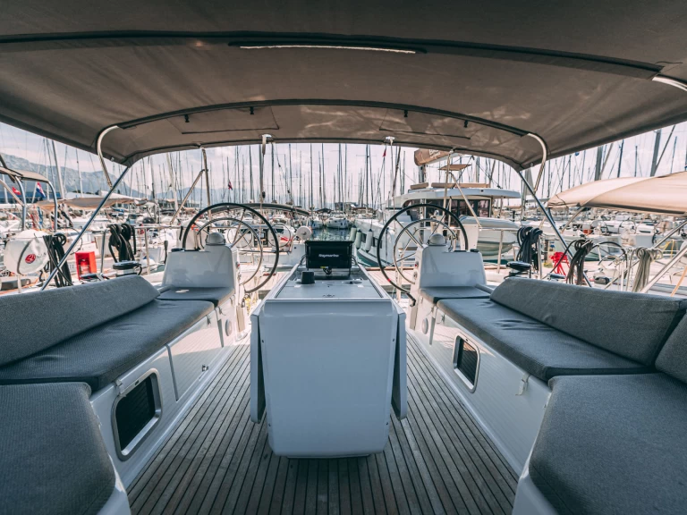 Jeanneau Jeanneau 54 te huur van particulier of professional in Kaštel Gomilica
