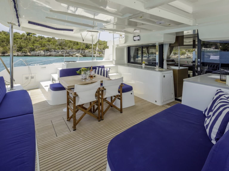 Huur een Lagoon Lagoon 46 in Pórto Chéli