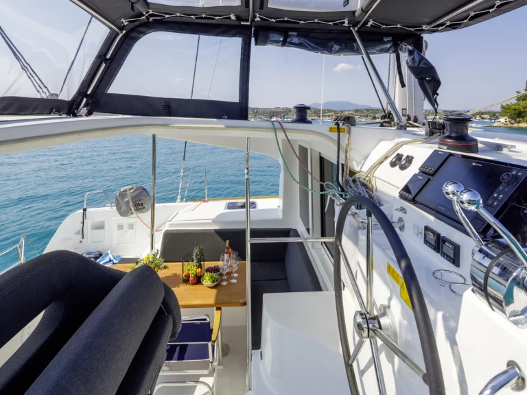 Catamaran te huur in Pórto Chéli voor de beste prijs