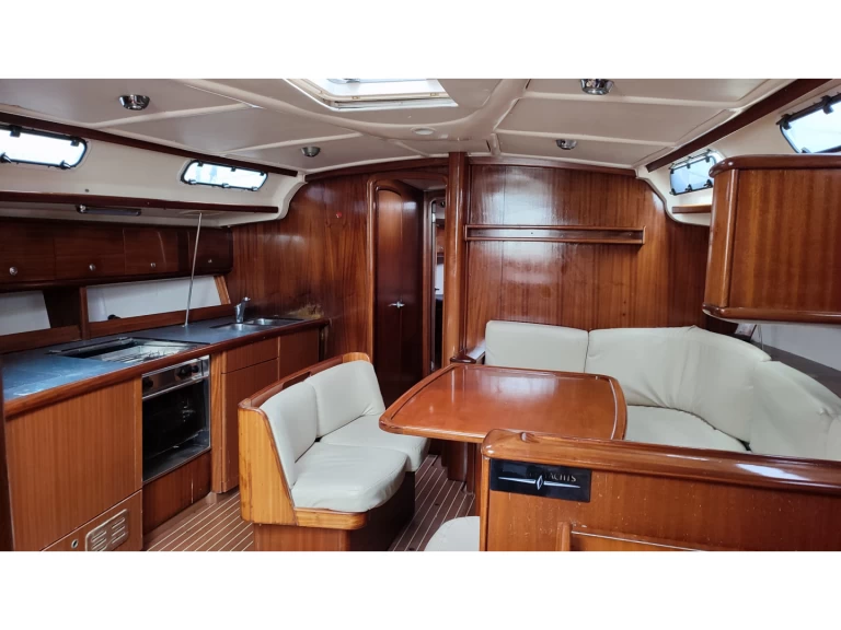 Huur een Bavaria Bavaria 44 in Rhodes (City)