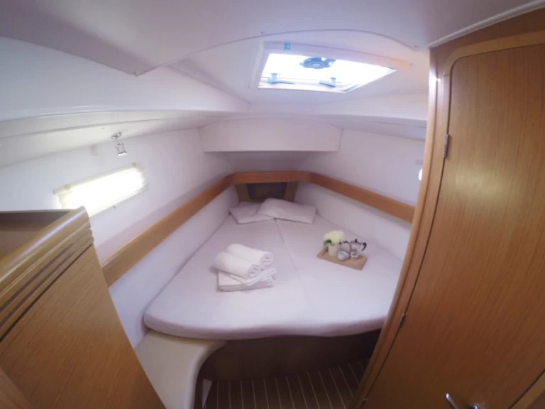 Huur een Jeanneau Sun Odyssey 42 DS in Lefkáda