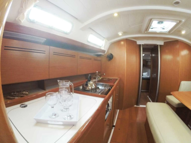 Jachthuur in Lefkáda - Bénéteau Cyclades 43.4 via SamBoat