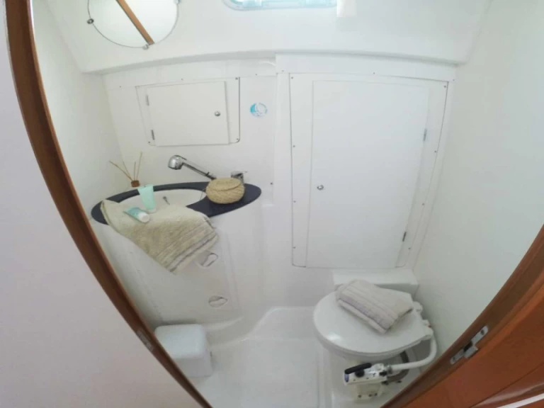 Huur een Bénéteau Cyclades 43.4 in Lefkáda