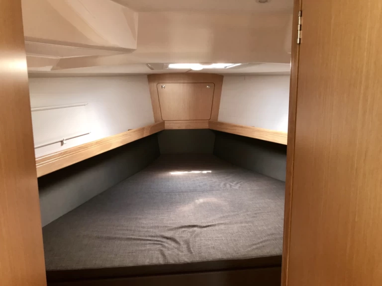 Bootverhuur Lávrio goedkoop Cruiser 41