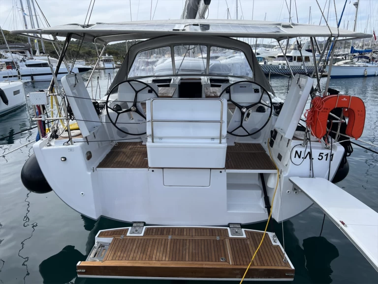 Verhuur Zeilboot in Lávrio - Hanse Hanse 508