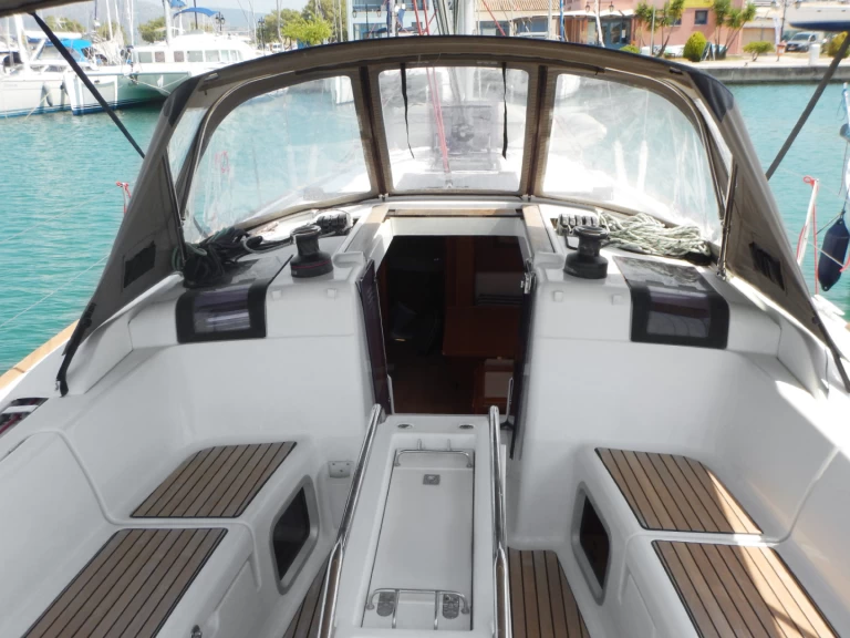 Huur Zeilboot met of zonder schipper Jeanneau in Lávrio