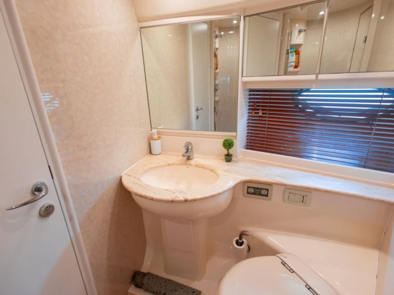 Jachthuur in Piraeus - Pershing Pershing 52 via SamBoat