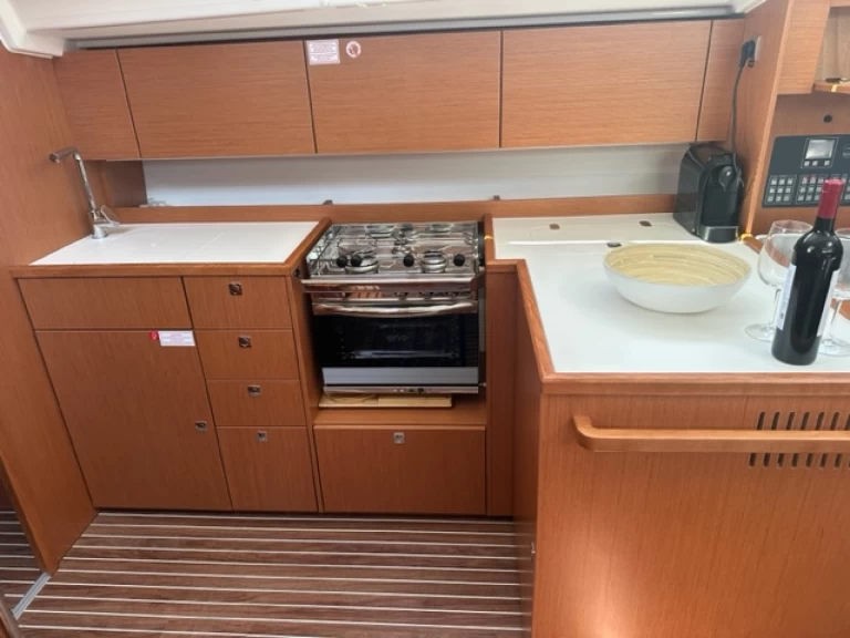 Verhuur Zeilboot Bavaria met vaarbewijs