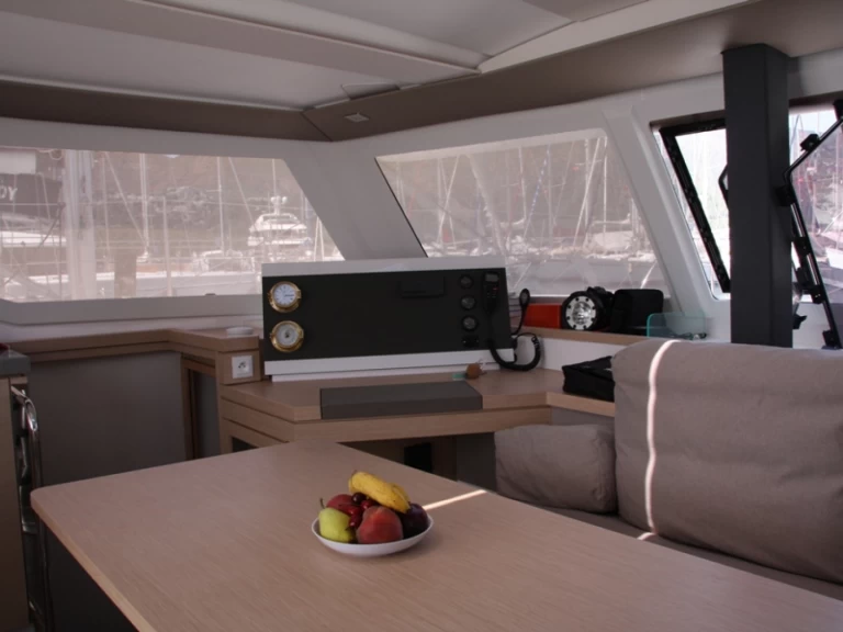 Verhuur Catamaran in Marmaris - Fountaine Pajot Lucia 40