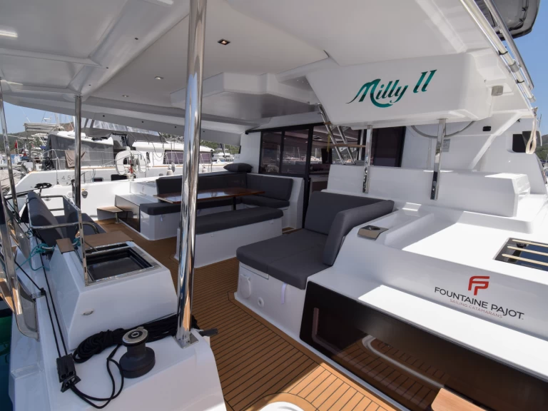Bootverhuur Fountaine Pajot Elba 45 in Marmaris via SamBoat